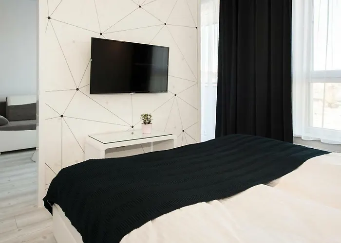 Unique 3City Apartments - Ufo Apartment
